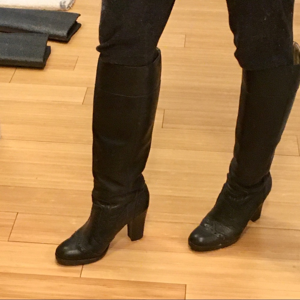 Michael Kors Black Leather Pull On High Heel Boots - Picture 4 of 6